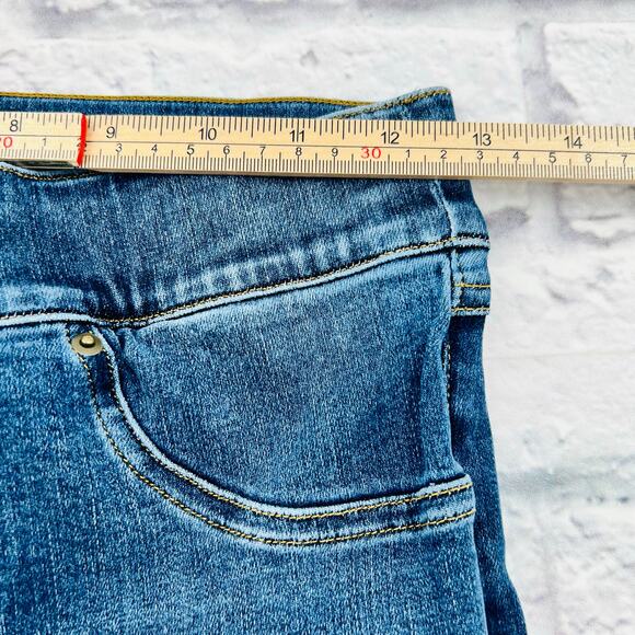 SPANX Women's Distressed Ankle Skinny Jeans Small Medium Wash Pull On Shaping - Picture 8 of 10